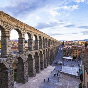 Segovia Self-Guided Tour by Bus